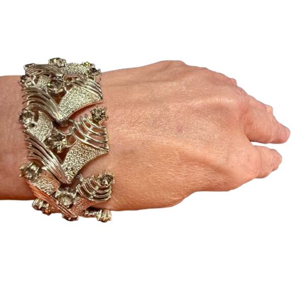 Coro Jewelry - Vintage CORO Pegasus Silvertone Taupe Rhinestone Bracelet